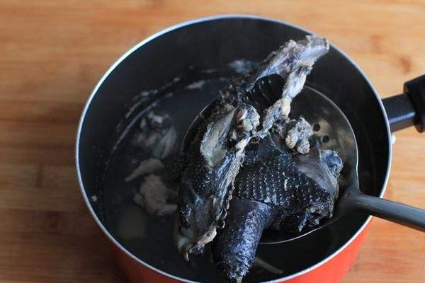干松茸烏雞湯做法竅門(mén)