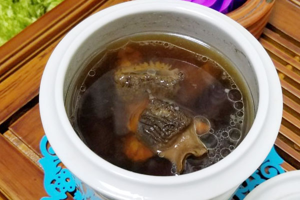 羊肚菌燉排骨湯的營(yíng)養(yǎng)價(jià)值和功效作用