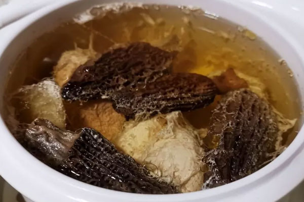 羊肚菌湯會(huì)致小孩早熟嗎