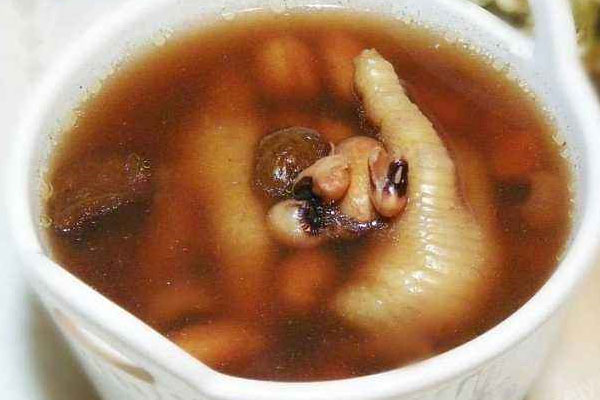 牛肝菌花生眉豆雞腳湯的做法，有哪些食用禁忌