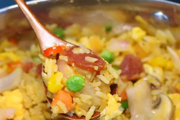 牛肝菌黃金蛋炒飯的做法，有哪些營養(yǎng)價值與功效