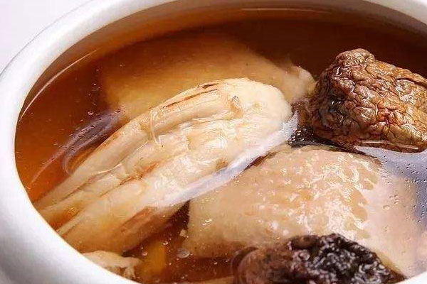 孕婦、產(chǎn)婦可以吃松茸鵝肉湯嗎 孕婦、產(chǎn)婦可以吃松茸鵝肉湯嗎