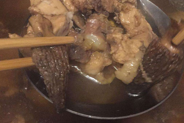羊肚菌可以燉阿膠嗎 羊肚菌可以燉阿膠嗎