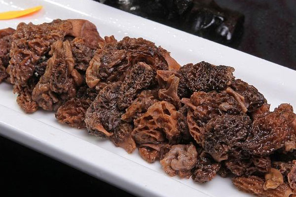 吃了羊肚菌胃里感覺(jué)惡心想吐