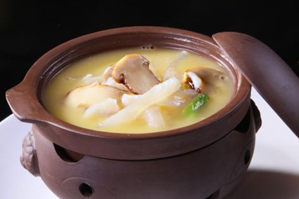 松茸鹿筋湯的功效作用與營養(yǎng)價值 松茸鹿筋湯的功效作用與營養(yǎng)價值