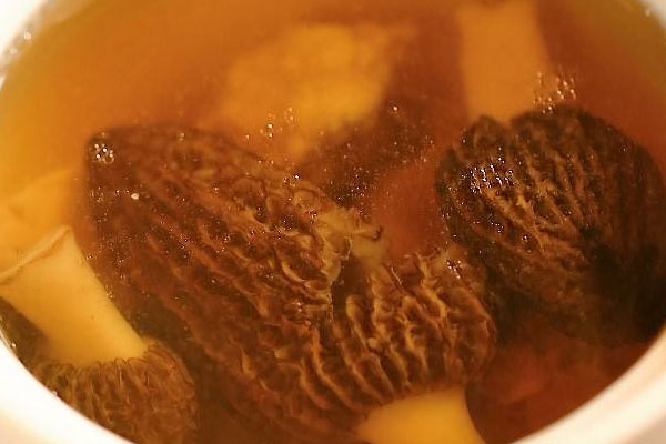 羊肚菌燉雞汁怎么做好喝，可以補(bǔ)身體嗎