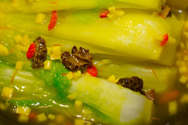 羊肚菌娃娃菜湯的功效作用與營養(yǎng)價值