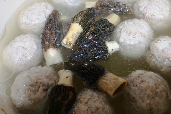 獅子頭羊肚菌湯怎么做好吃，有哪些食用禁忌