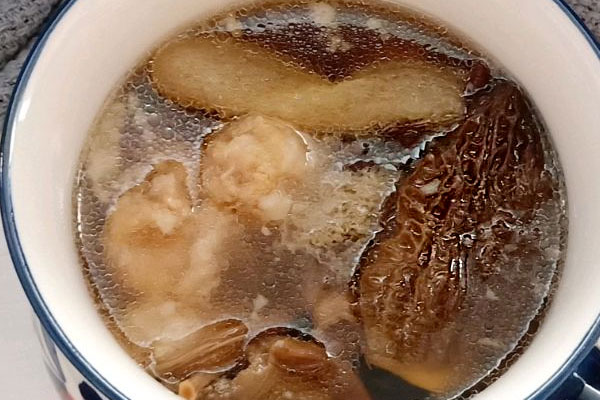 羊肚菌竹蓀湯的做法，可以放雞蛋嗎