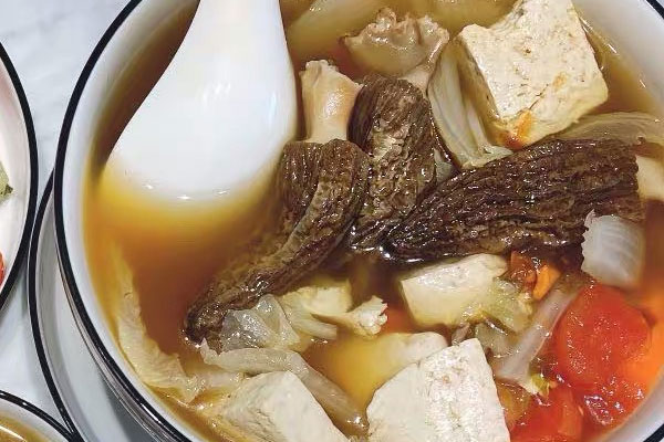 羊肚菌豆腐番茄湯怎么做好吃，能減肥嗎