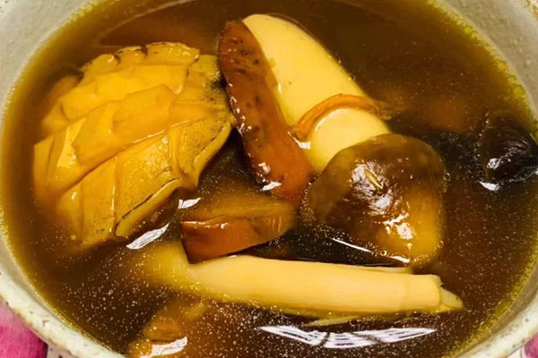 牛肝菌鮑魚土雞湯怎么做好喝，有哪些竅門