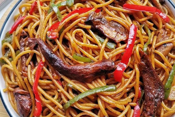 牛肝菌炒意面怎么做好吃，有哪些食用禁忌