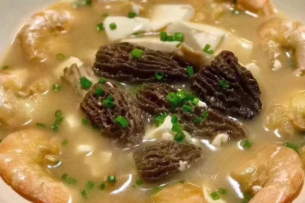 羊肚菌豆腐鮮蝦湯怎么做好喝，有哪些食用禁忌