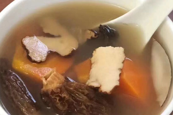 小孩子可以吃羊肚菌虎乳菌湯嗎 小孩子可以吃羊肚菌虎乳菌湯嗎