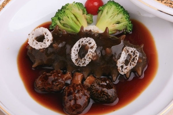 羊肚菌焗關(guān)東參怎么做好吃，有哪些禁忌人群