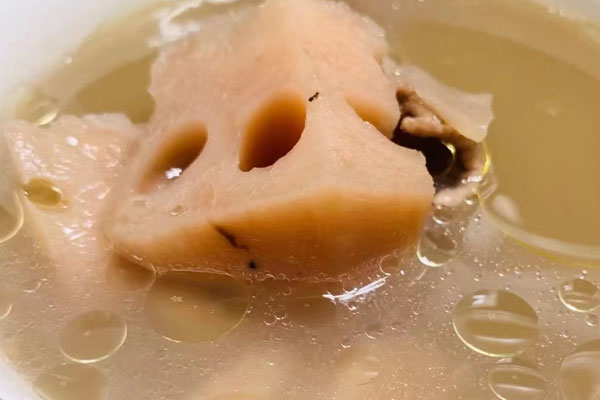 黑松露牛骨蓮藕湯的做法，有哪些食用禁忌