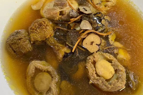 黑松露姬松茸雞湯的做法，有哪些功效作用