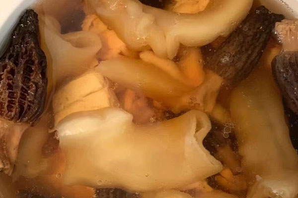 羊肚菌花膠雪梨湯怎么做好喝，有哪些功效作用