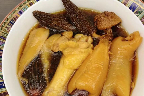 寒咳可以喝羊肚菌煲雞嗎，試管移植后能吃羊肚菌嗎