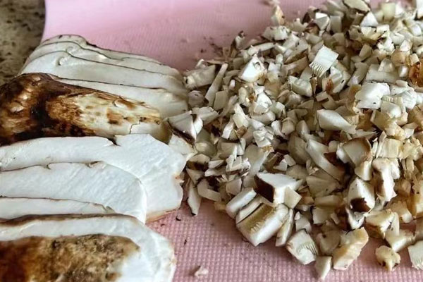 松茸釀油豆腐的營養(yǎng)價值 松茸釀油豆腐的營養(yǎng)價值