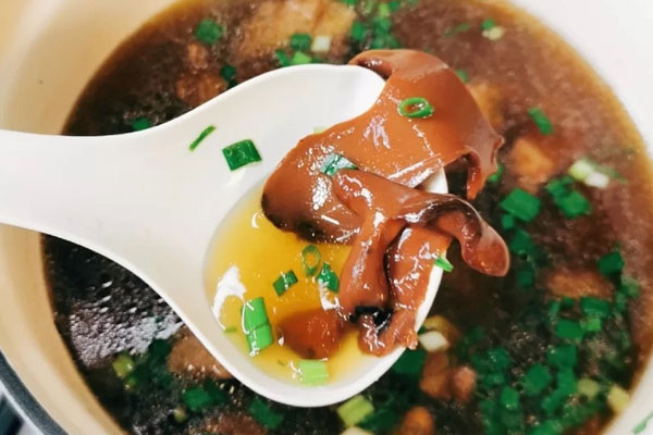 牛肝菌玉竹鴨湯的做法，有哪些功效作用