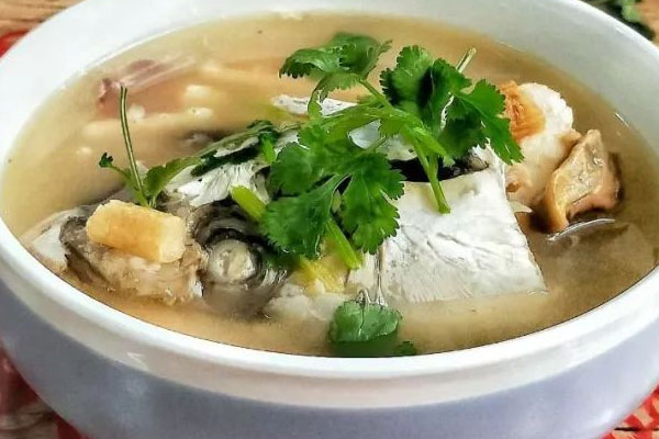 牛肝菌黨參魚頭湯的做法，有哪些功效作用