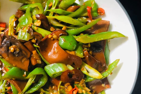 產(chǎn)婦可以吃牛肝菌嗎，懷孕吃牛肝菌會(huì)影響胎兒嗎
