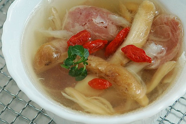 松茸魚翅枸杞湯怎么做好吃，有哪些功效作用