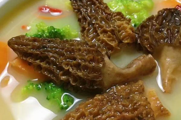 羊肚菌胡蘿卜西蘭花湯的做法，有哪些食用禁忌