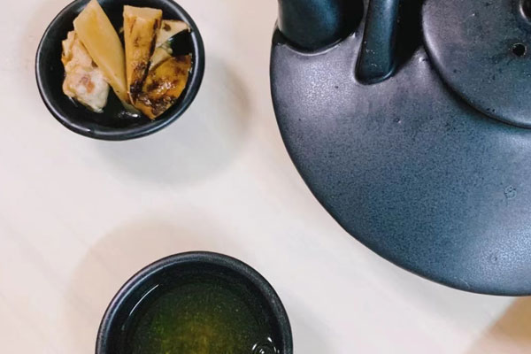 松茸蝦仁土瓶蒸怎么做好吃，有哪些營養(yǎng)價值