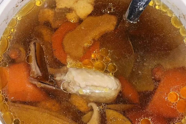 松茸海底椰雞湯的做法，有哪些功效作用