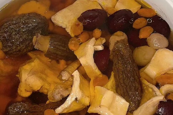 羊肚菌黨參淮山雞湯怎么做好吃，有哪些食用禁忌