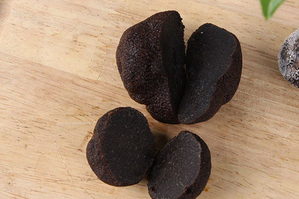 拉肚子能吃松露嗎，皮膚過敏可以吃黑松露嗎