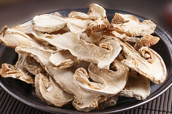 干松茸過(guò)期半年了還可以吃嗎 干松茸過(guò)期半年了還可以吃嗎