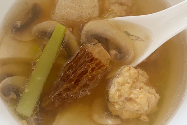 羊肚菌口蘑肉丸湯的做法，有哪些食用禁忌