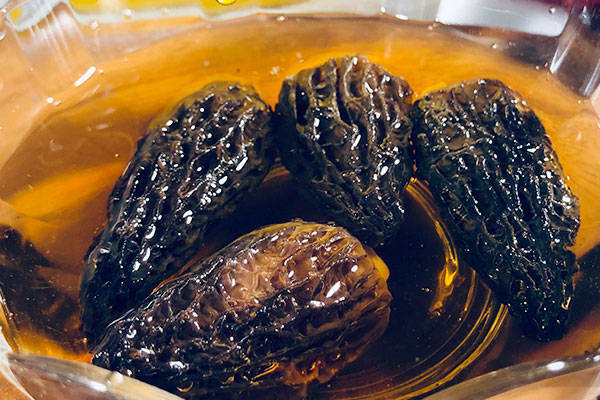 羊肚菌可以和清補(bǔ)涼煲湯嗎，羊肚菌清水煮好不好