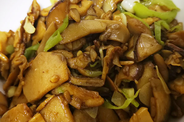 牛肝菌發(fā)綠是壞了嗎，闌尾炎能吃牛肝菌嗎